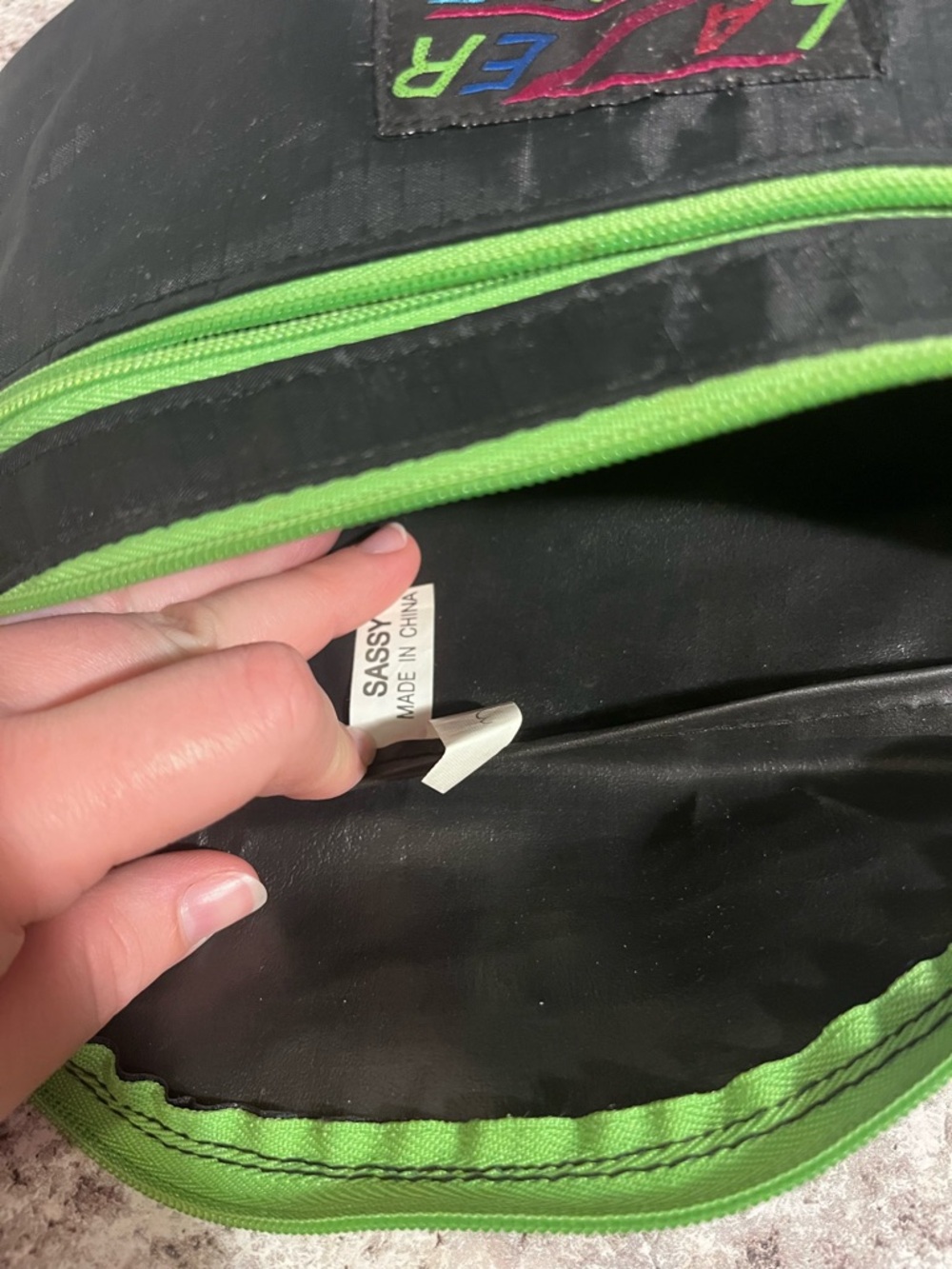 Vintage 90s Lazer Sport Green and Black Fanny Pack Bag - Picture 7 of 10